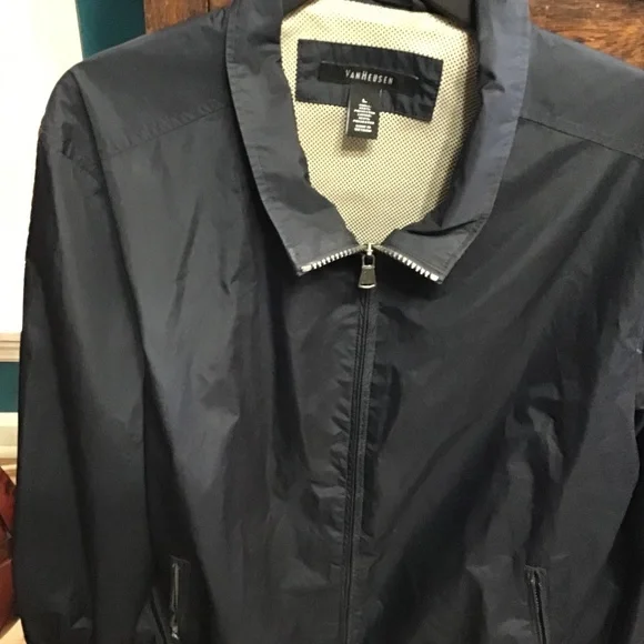 💚 3/$25 Van Heusen large black jacket with silver zipper - Picture 3 of 10